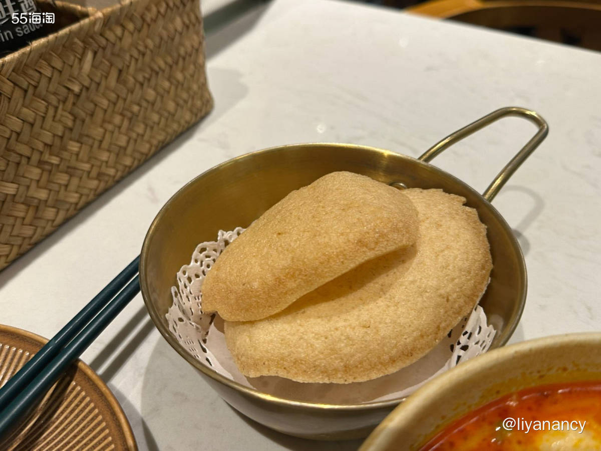 我爱吃的福万越南餐厅，服务很好，每次到店就给虾片，临走的时候