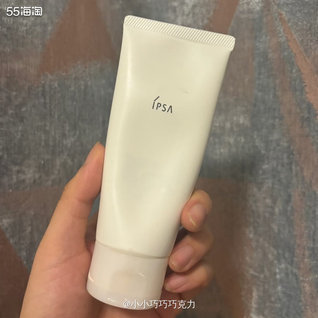 用过不少清洁面膜，ipsa家的粘土面膜是我最 喜欢用的，清洁