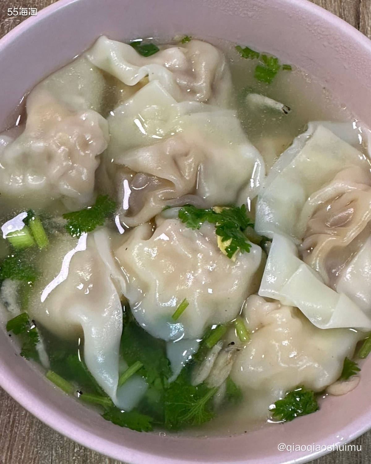 最近懒得可以，啥都不想发～ 这应该是上个月妈妈做的饭，当时我