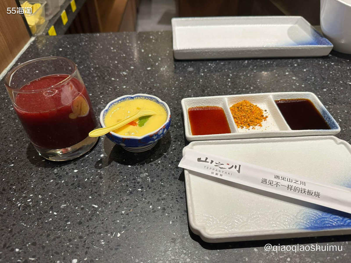 这应该是上上上周末吃的吧～拖到现在才晒～ 感觉我对日料的感觉