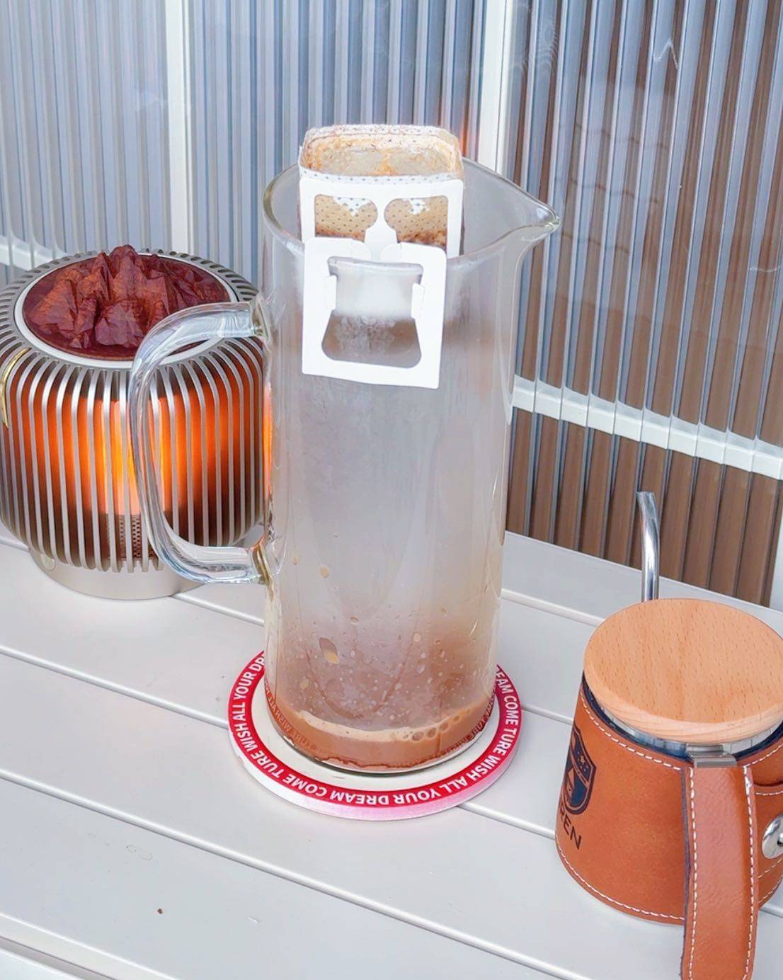 姐妹们！朋友送了我一盒美到窒息的苏州戏曲主题挂耳咖啡！ 两个