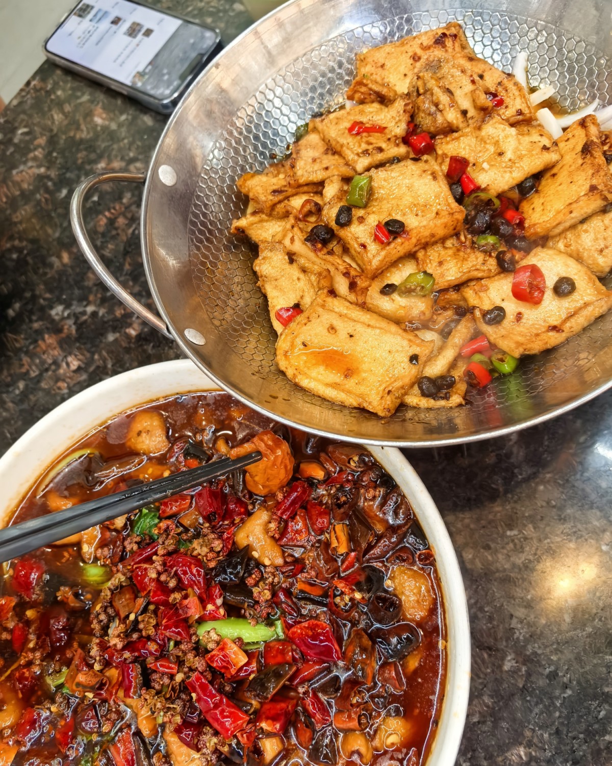 今天中午和朋友来了场说聚就聚的约饭， 带她去吃我经常吃的一家