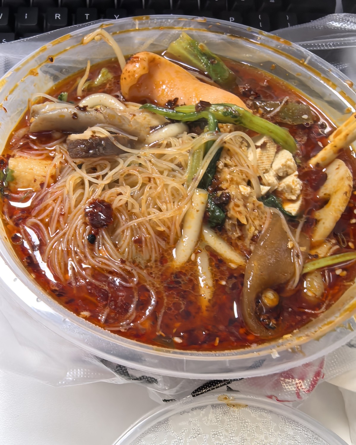 这两天属实是忙的晕头转向的， 基本上都在外面跑。 今天在外面