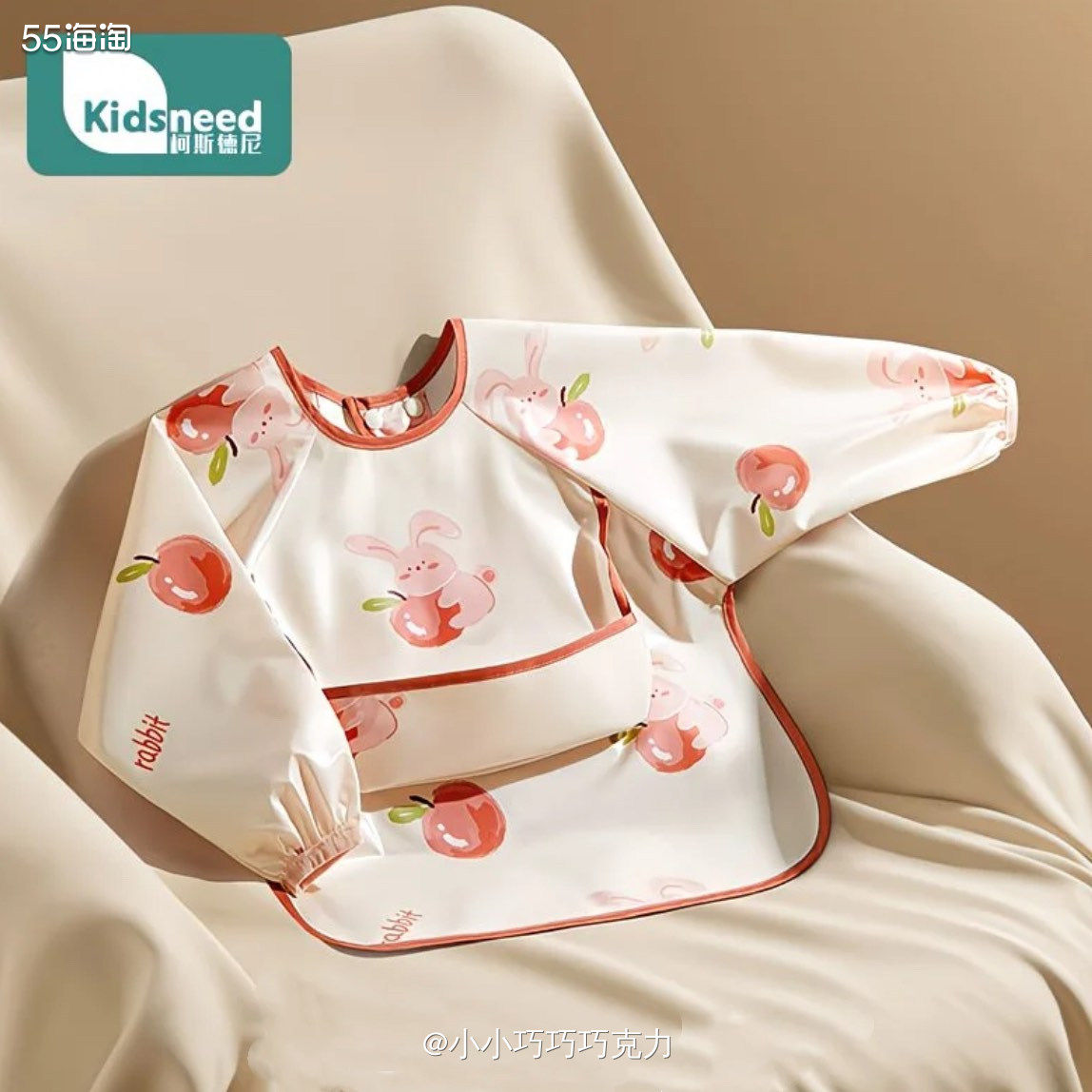 最近宝宝吃辅食很爱抓碗，要不就是吃指头，很容易搞得到处都是，