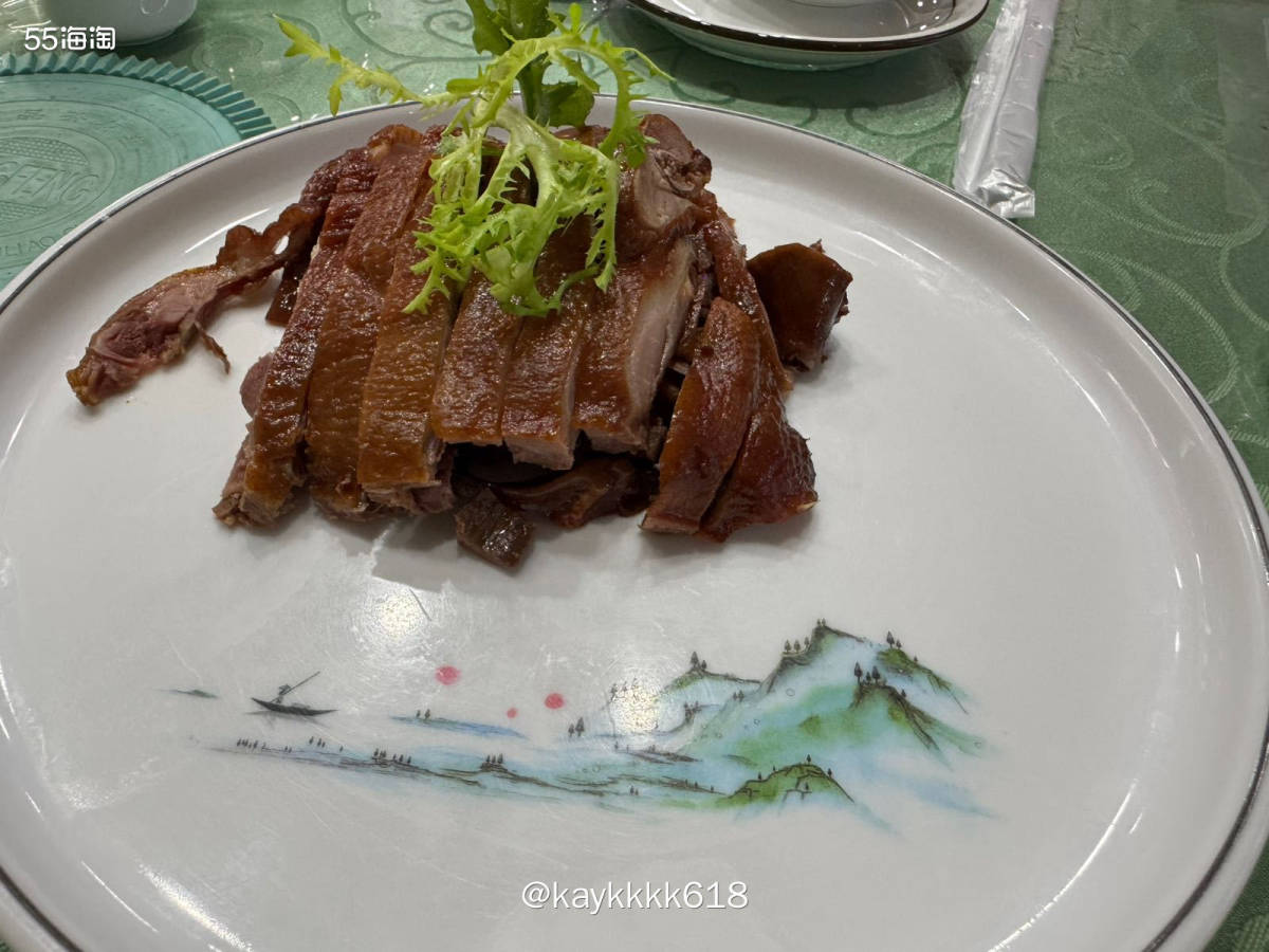 说是来开封一定要吃的几家店本地人去的比较多的老店开了很久，还