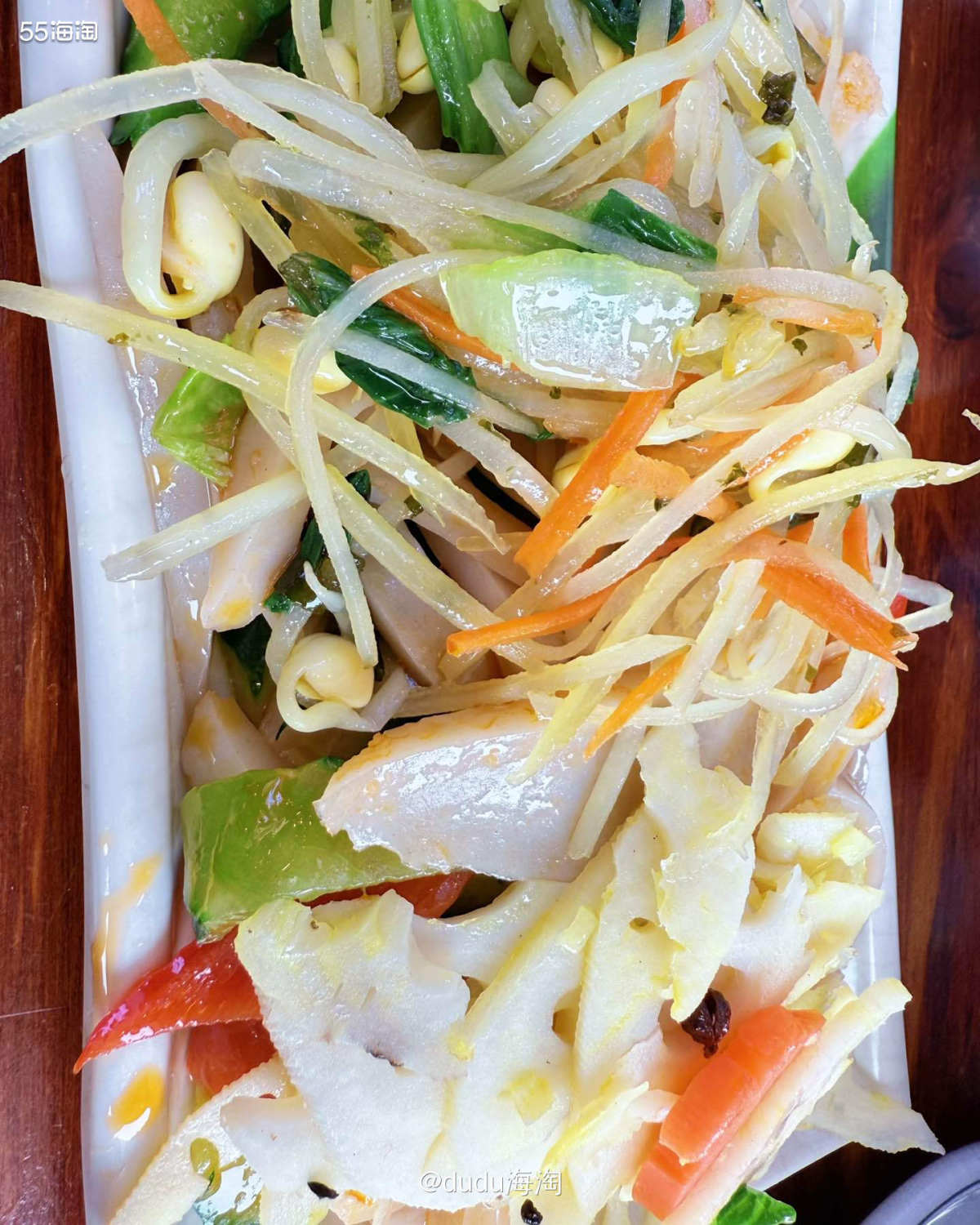 🌿昨天从应县出发抵达五台山景区住宿地正好是午餐时间，办理入