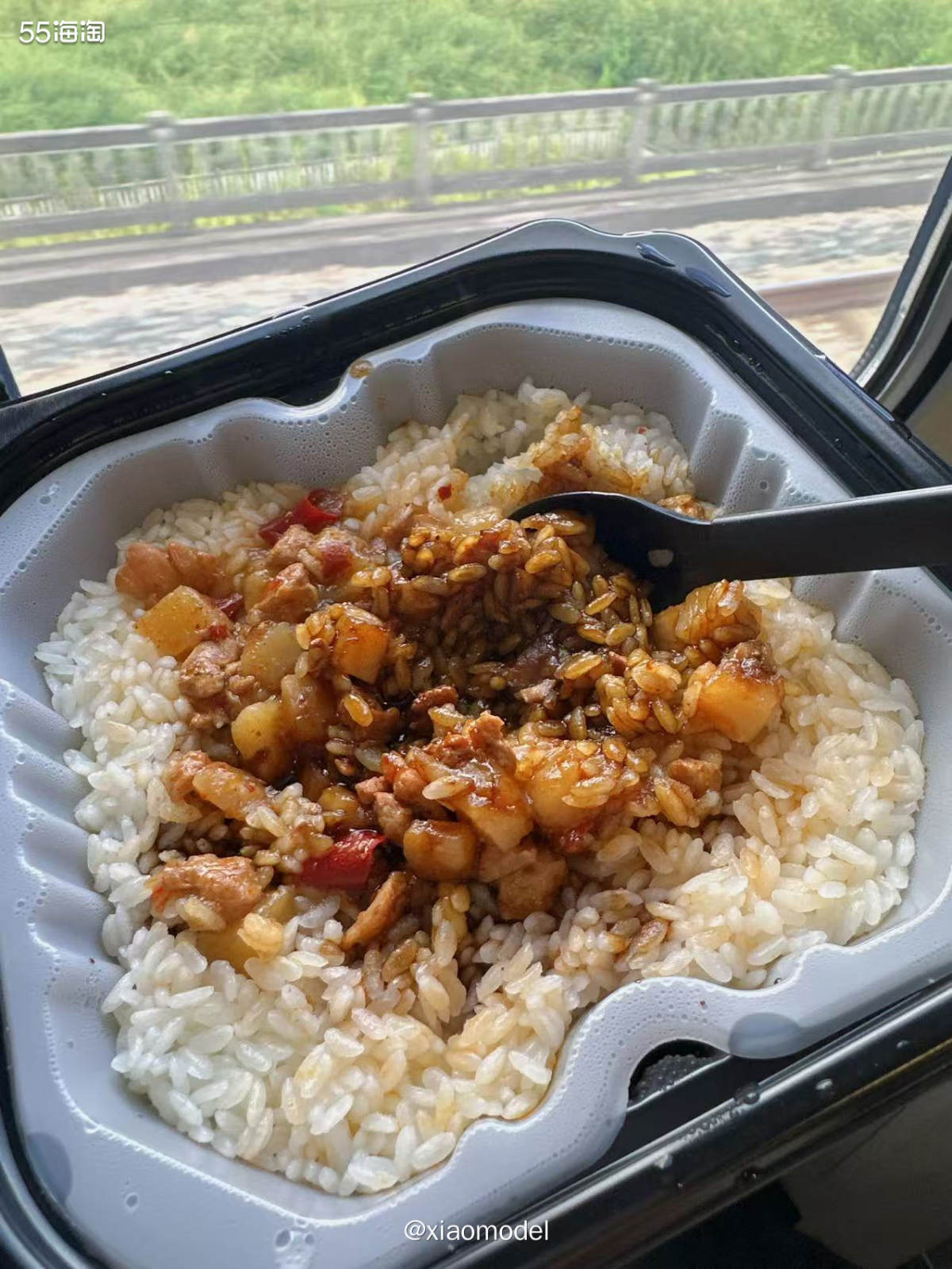 😀这是一篇美食吐槽贴！实实在在的吐槽，不是安利美食，而是而