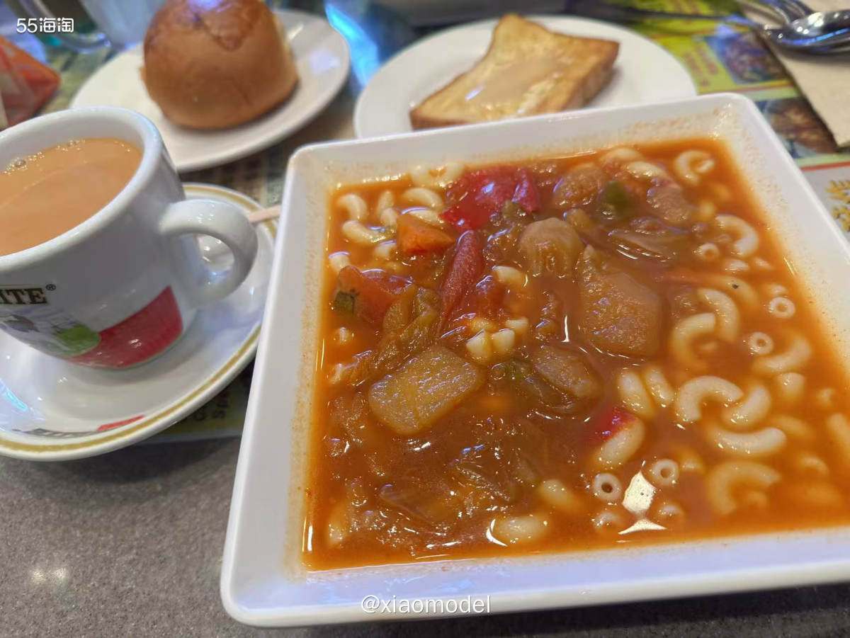 😀在港出差的早餐，经常在酒店附近的翠苑餐厅解决，谁让它家的