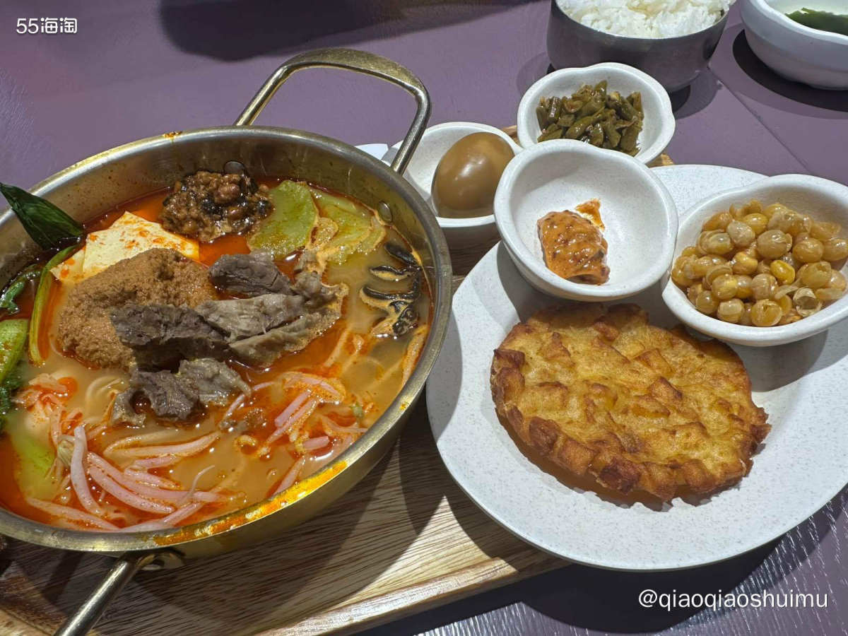 其实我一直挺喜欢吃粉面类，但家属不喜欢吃，就好久没去了。 今