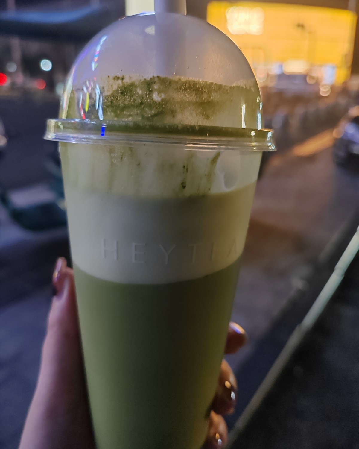 前几天因为喜茶千目抹茶系列买一送一和闺蜜一起下单了4杯不同口