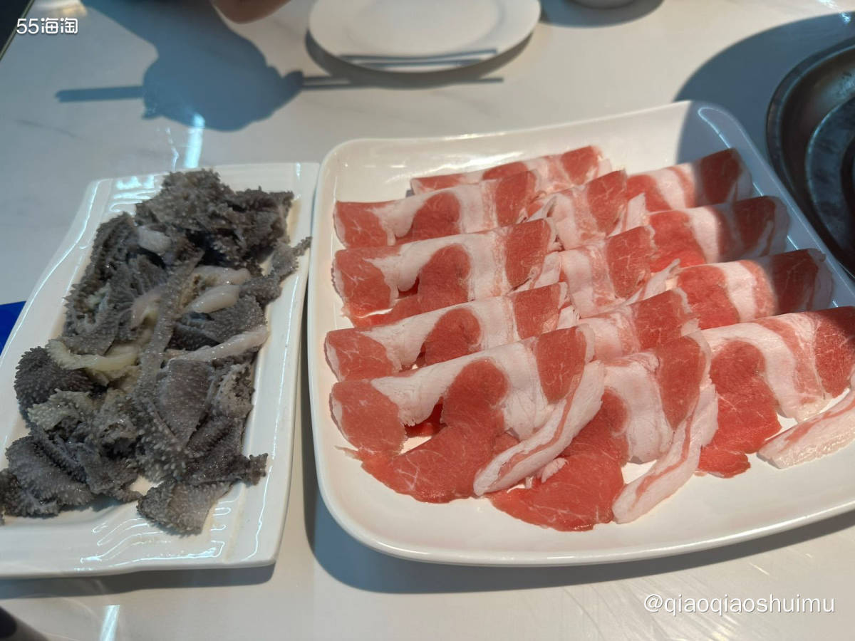 这个套餐是老公从抖音团的，七荤七素，才150多，超级划算的。