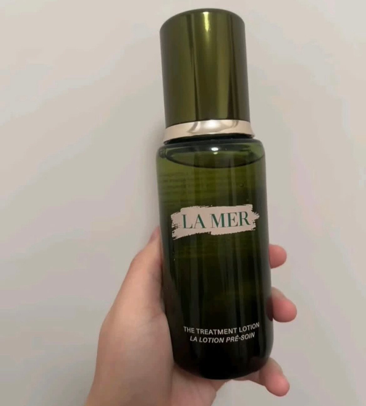 之前一直用sk2，自从日本he排放后，换到海蓝之谜。作为高端