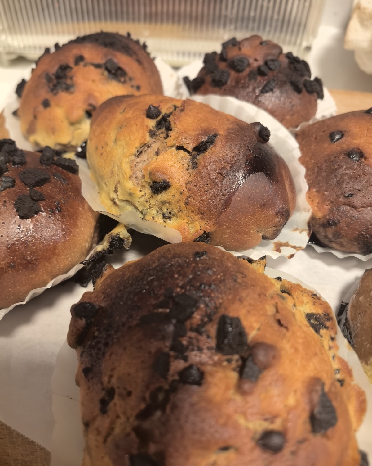 有厨师机的好处就是做面包的时候真的快很多， 不用去考虑手套膜