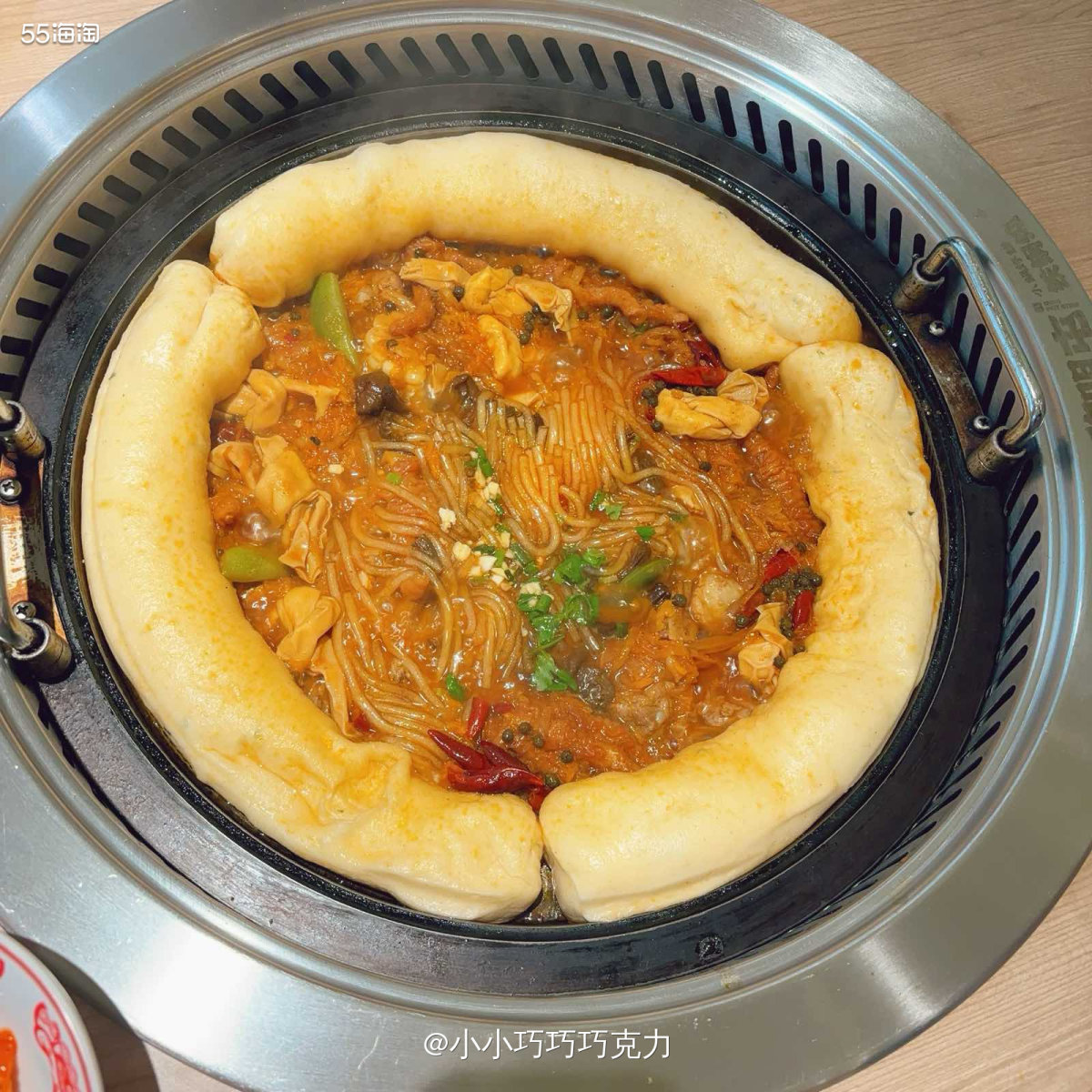 之前吃过一个还可以的铁锅炖，后来带爸妈去吃，过年期间因为没有