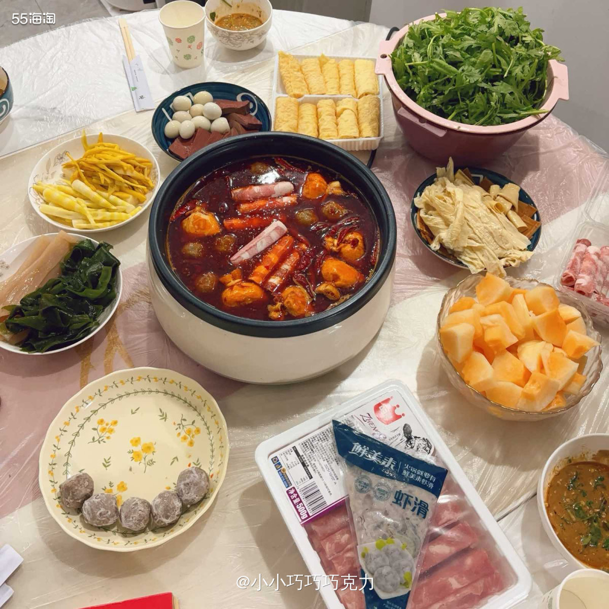 周六晚上不知道吃什么，队友说想吃火锅，正好天气也变冷了，那就