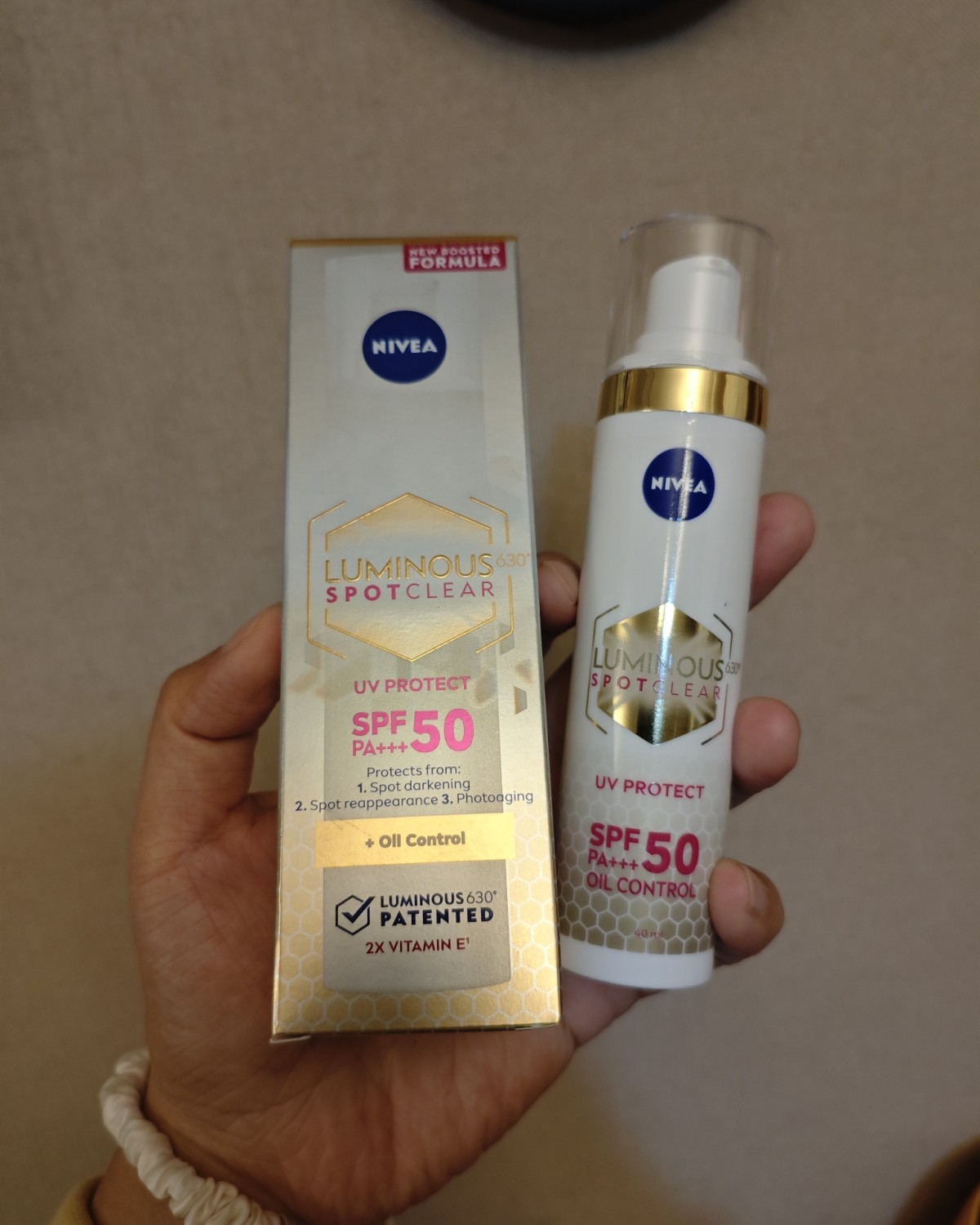 平价的防 晒里面，妮维雅是我非常喜欢的一款，这次趁着折扣也入