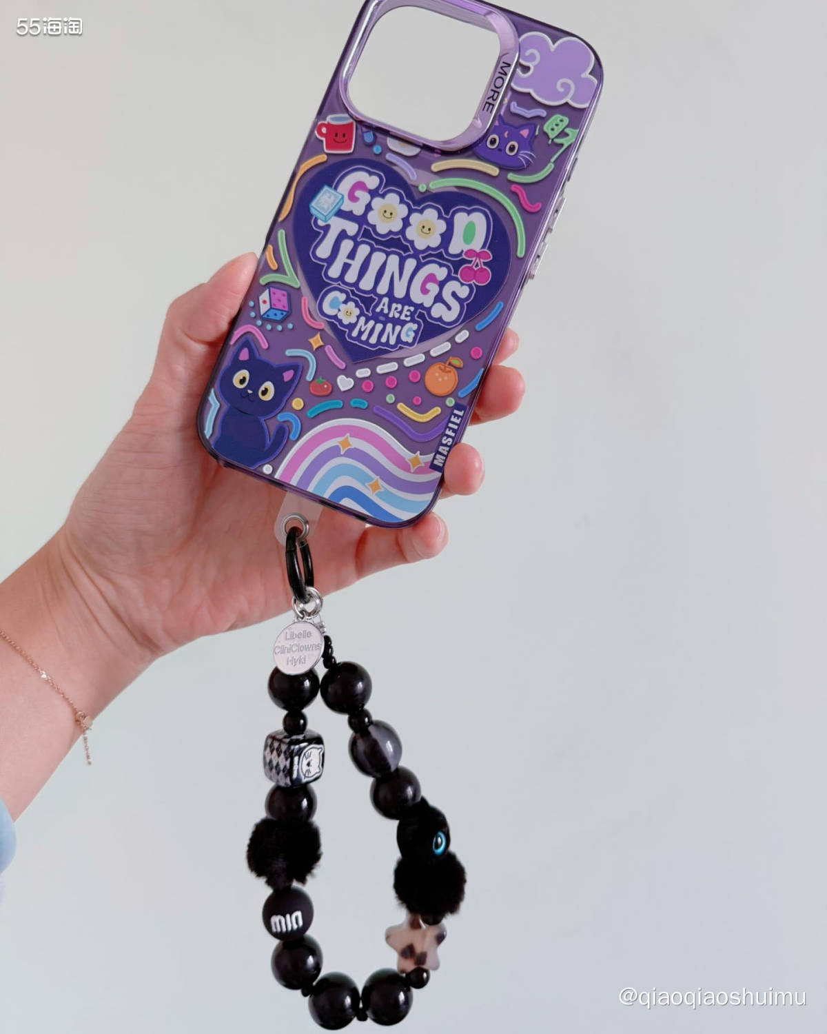 买完手机壳又开始买手机链，还买起来没完了…… 其实初衷是觉得