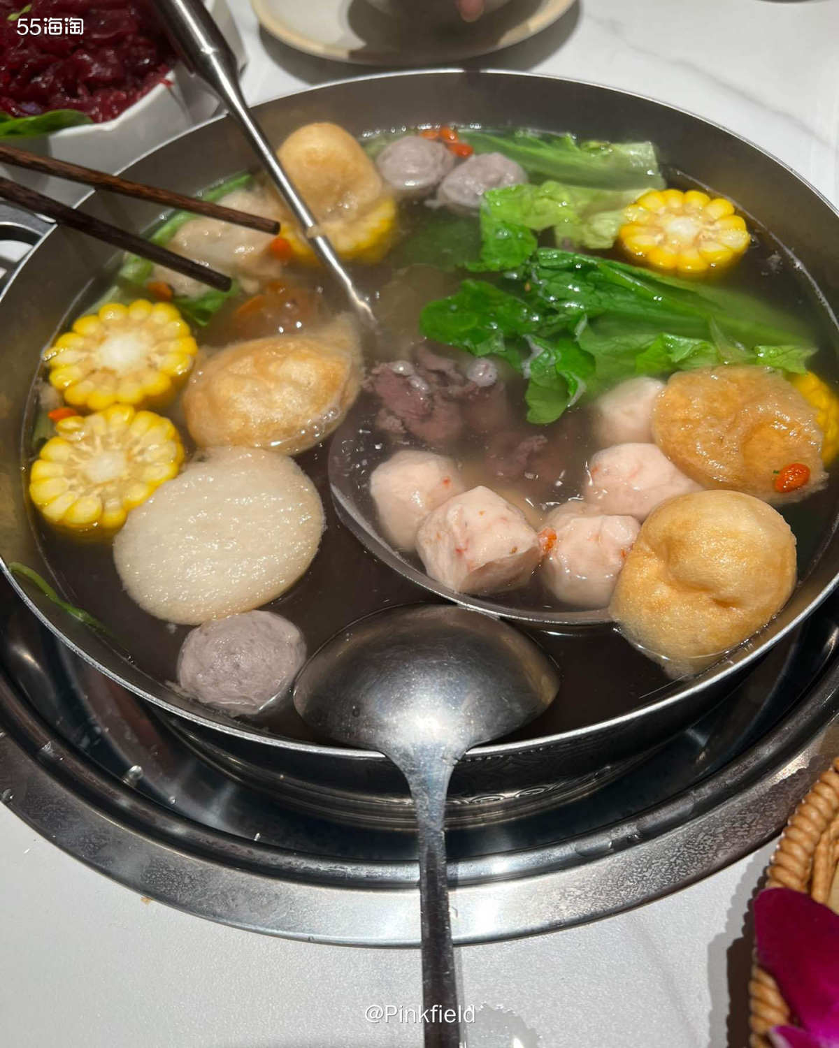 🐮最近连着三天没在家吃晚饭，都在外面解决的。小区附近一家商