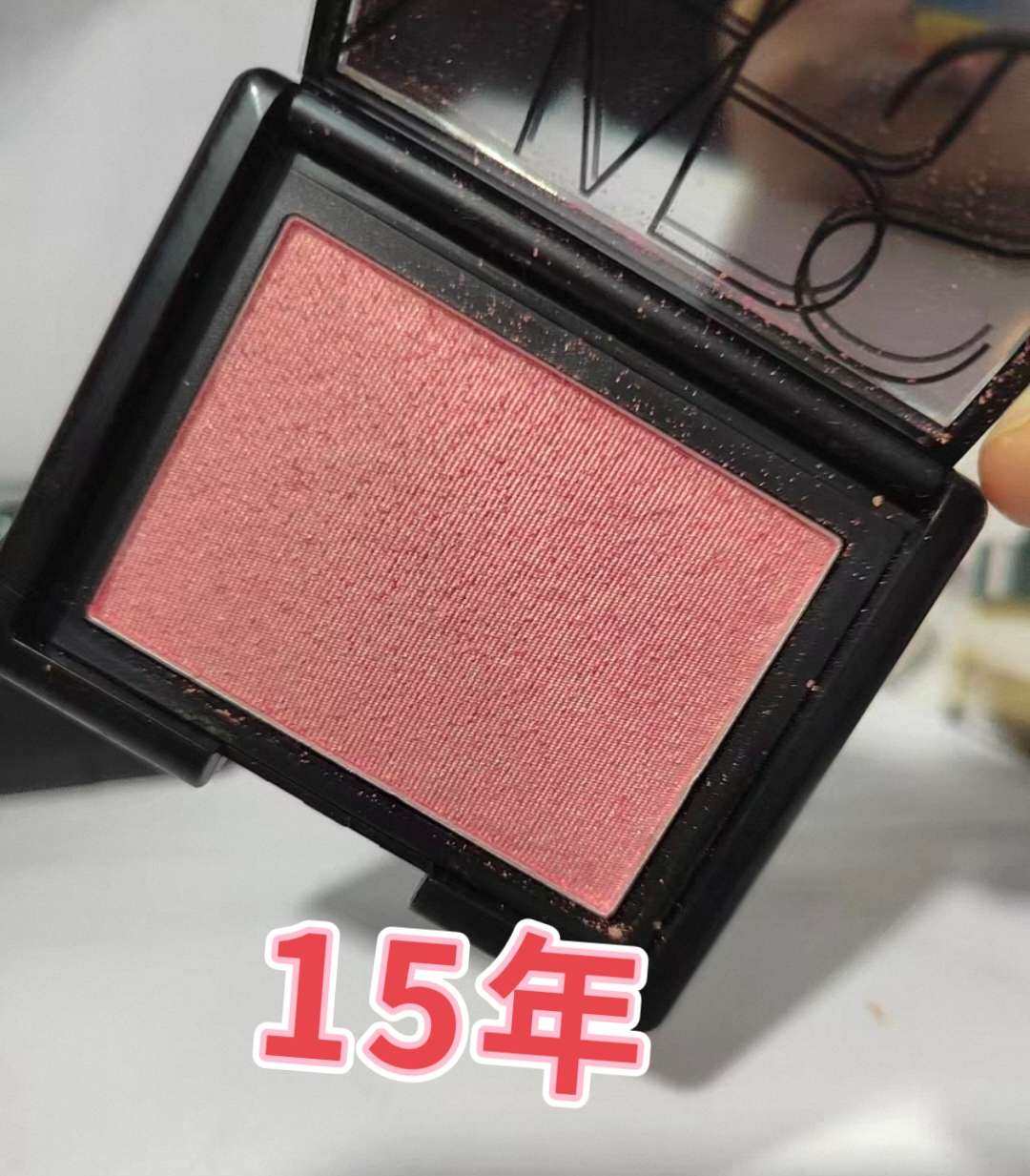 🌈之前很多姐妹问我手上的Nars腮红orgasm偏什么颜色