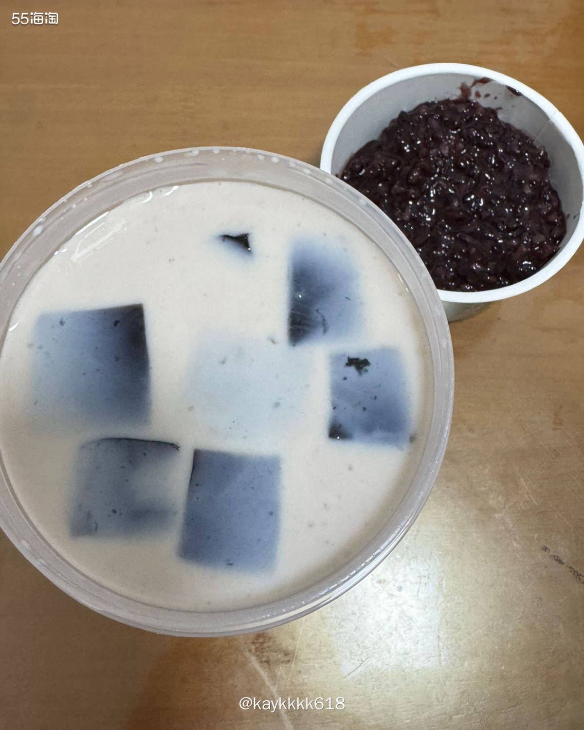 很少吃甜品的这周休息在家点了附近商场新开的一家甜品店，麦记牛