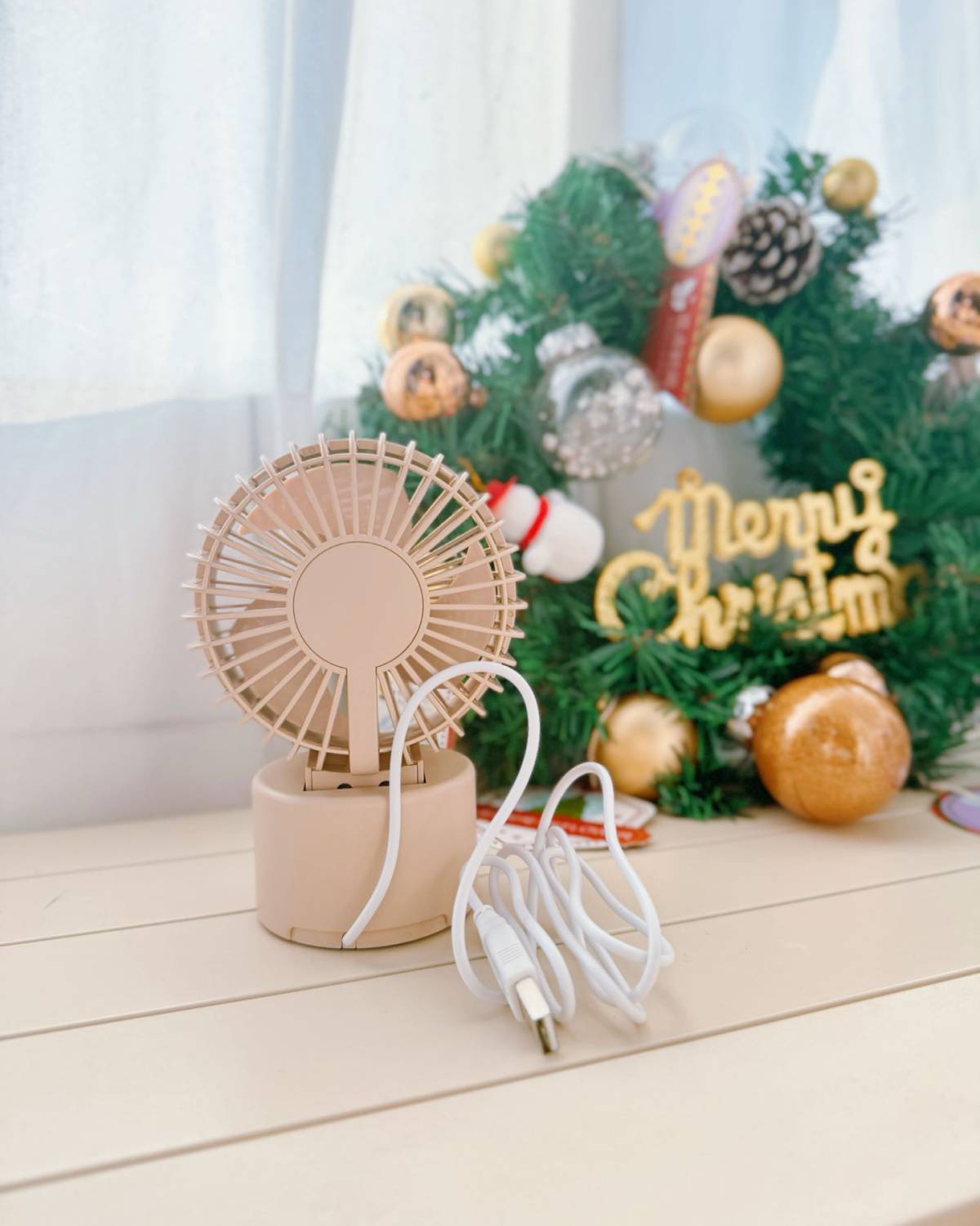 谁懂啊家人们！夏天办公坐着不动都冒汗，刚需小风扇终于被我蹲到