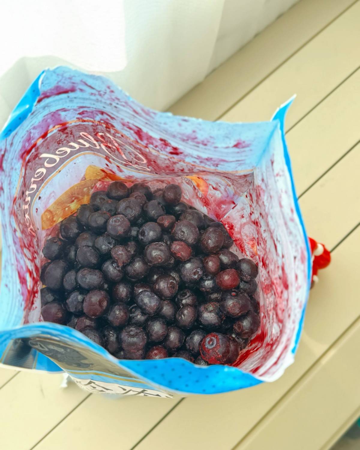 跟风入了山姆冻蓝莓！刷到好多人说配他家希腊酸奶绝绝子，果断冲