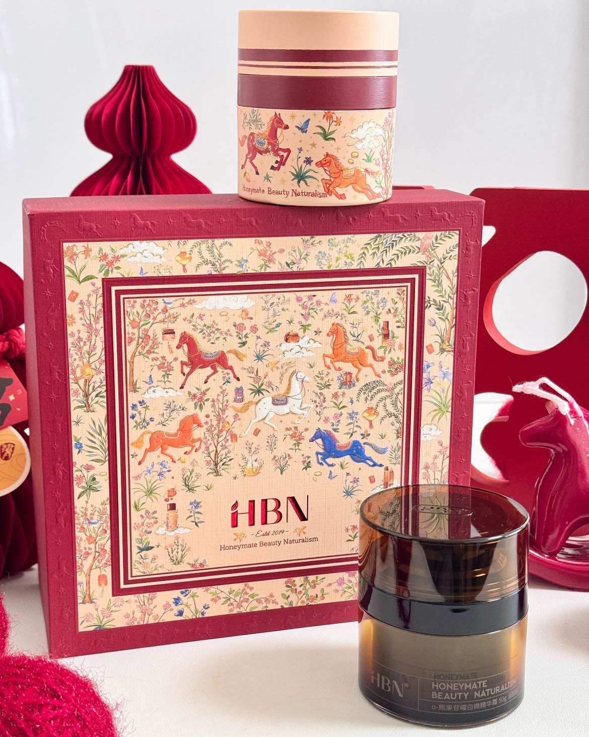 🌸该说不说HBN马年限定新年礼盒太绝了！  🌸手绘小马、