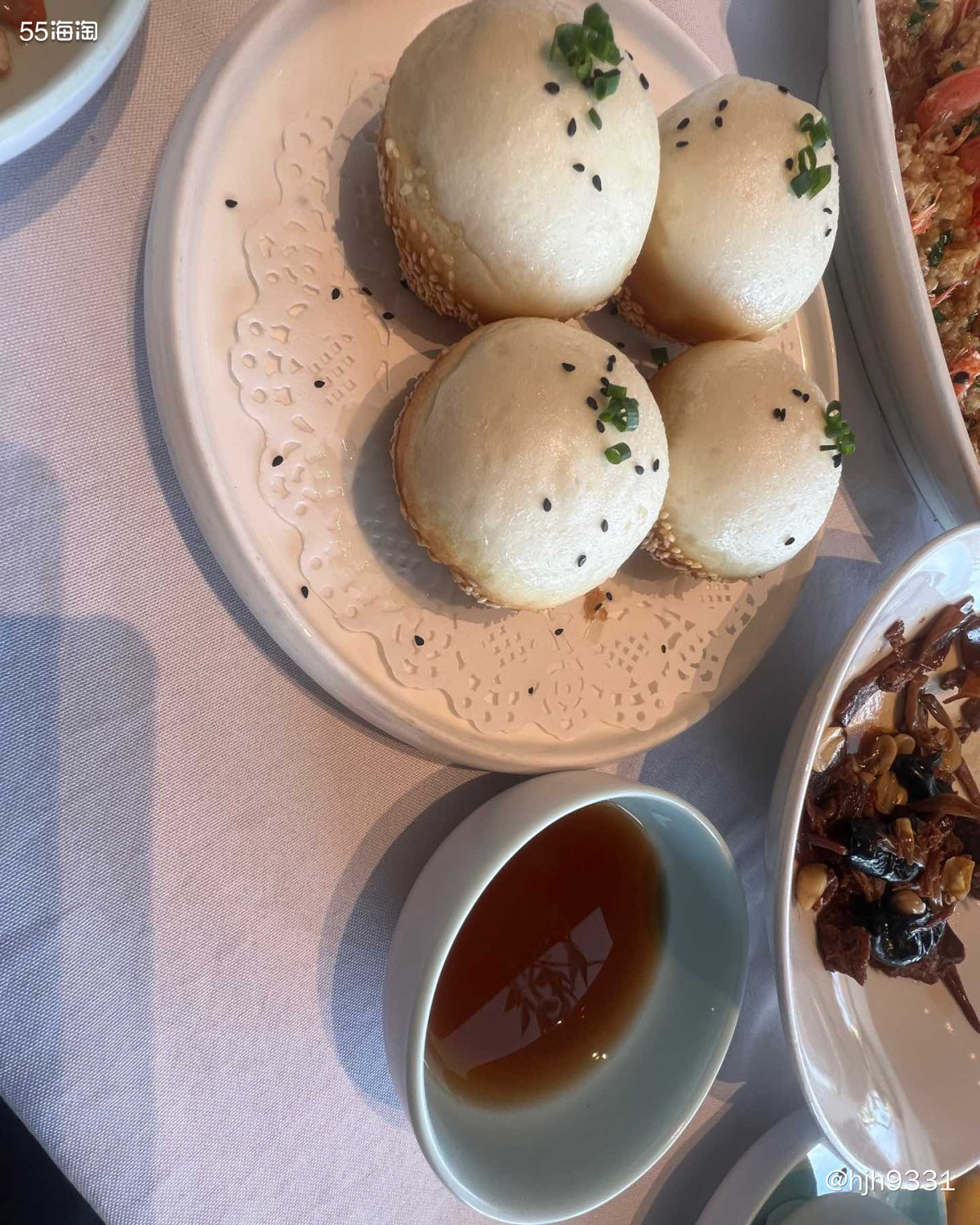 💥早上出去办事，中午来不及回家煮饭，一家三口外面随便吃一点