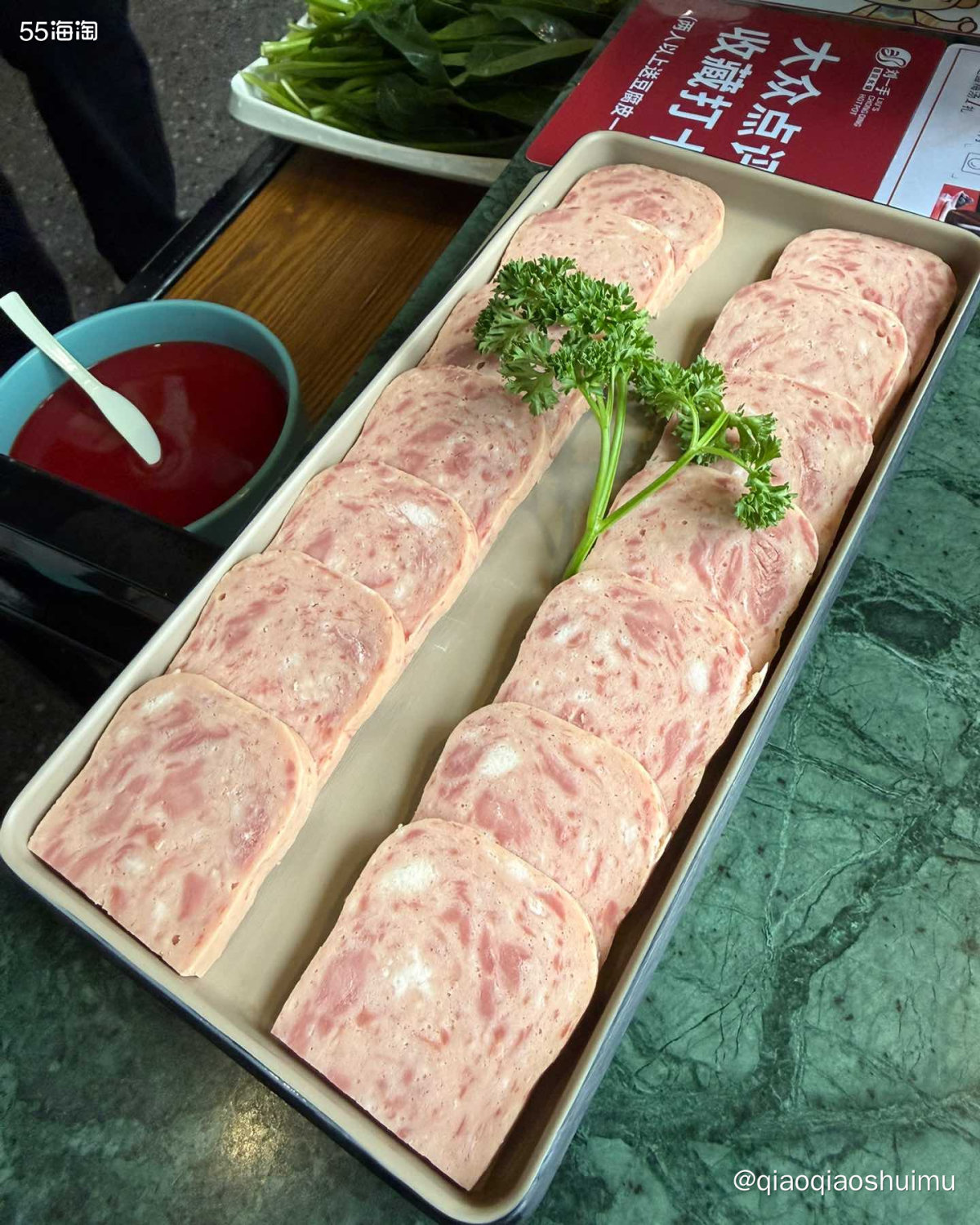 刘 一手第一次吃是在成都，后来北京有了，经常去吃，再后来，北