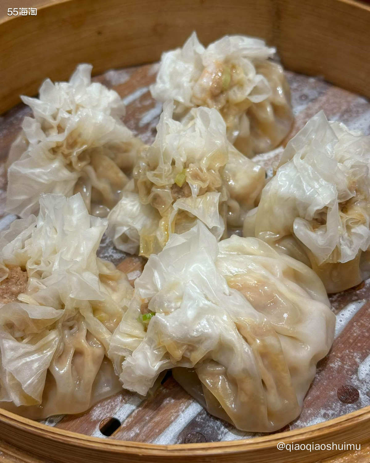 上周末去家属学校，原本是想去食堂吃火锅，结果放假关门了……只