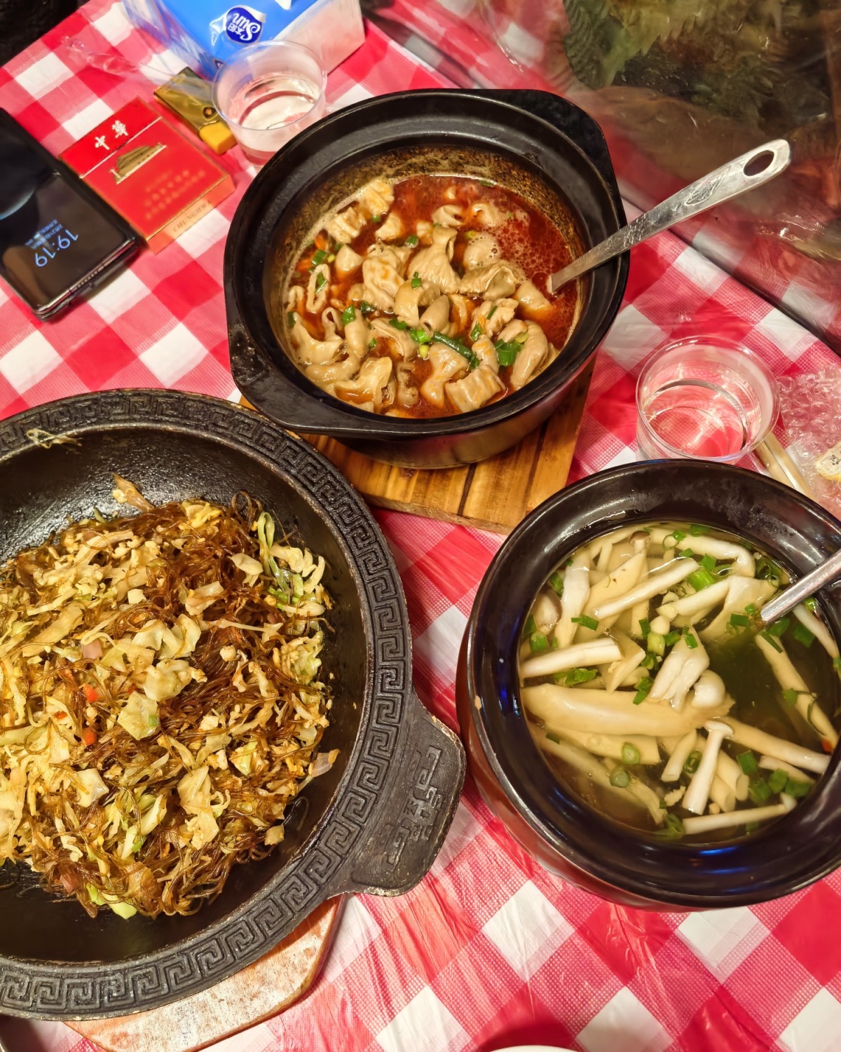 酱油应该是最爱吃肥肠的城市之一了吧？ 几乎这个城市，每家店感