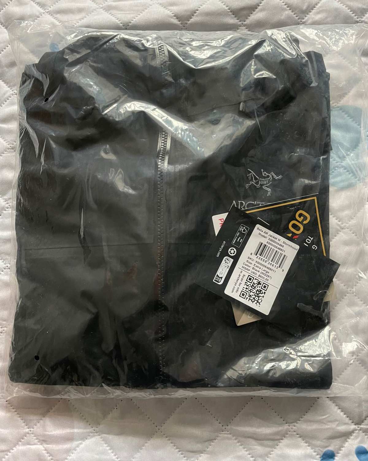 这件来自于年前evo那波折扣，包括Alpha SV、Alph