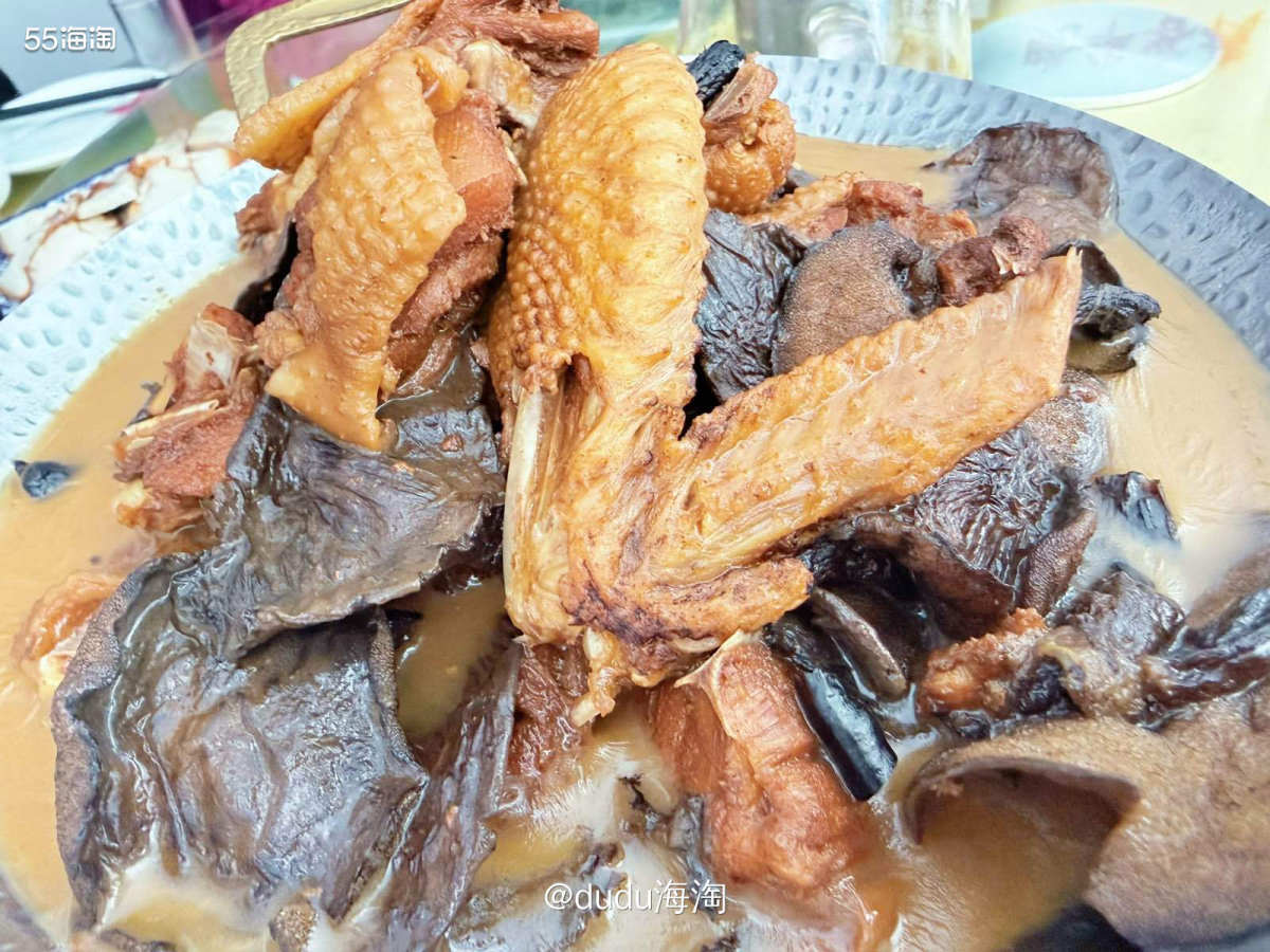 💦今天和同事们出来春游啦，所以又是吃农家菜的一天咯，这家味