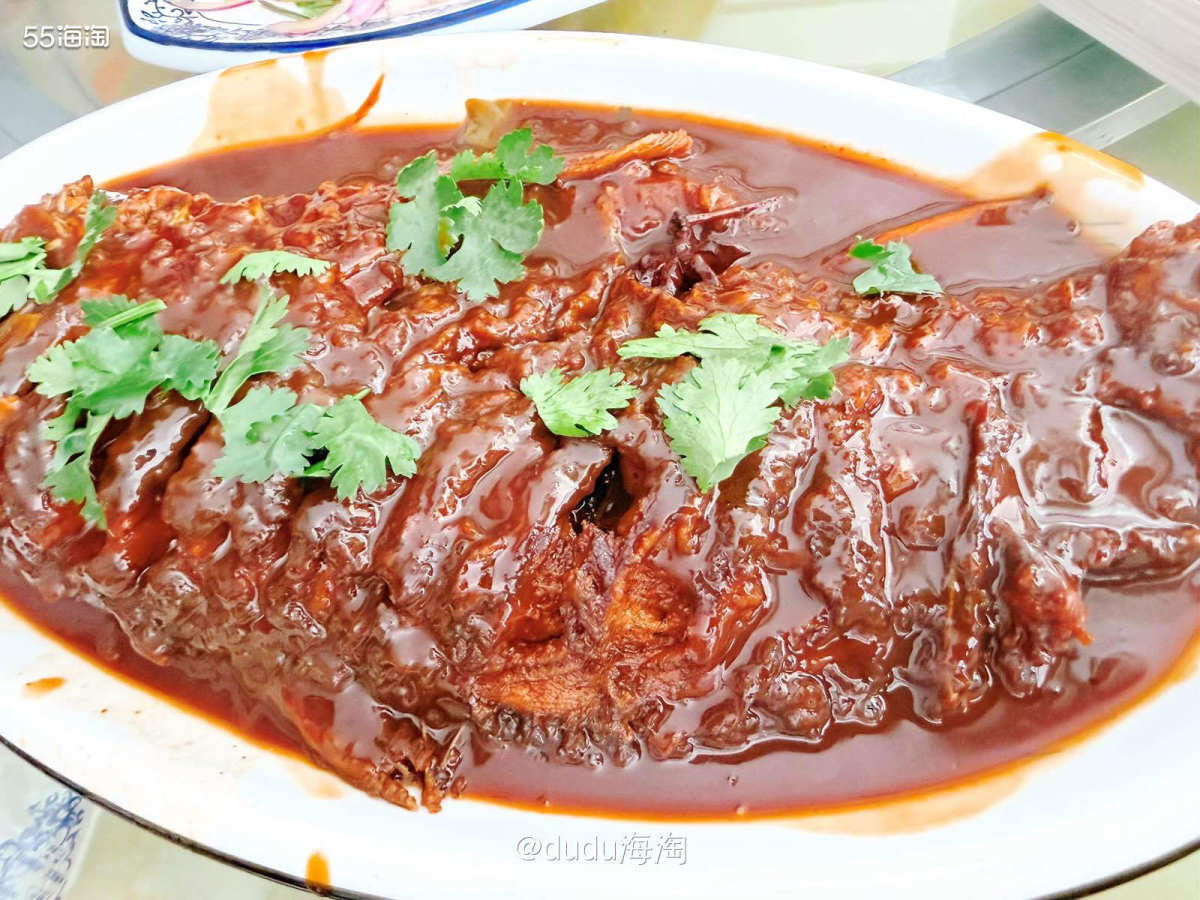 💦今天和同事们出来春游啦，所以又是吃农家菜的一天咯，这家味