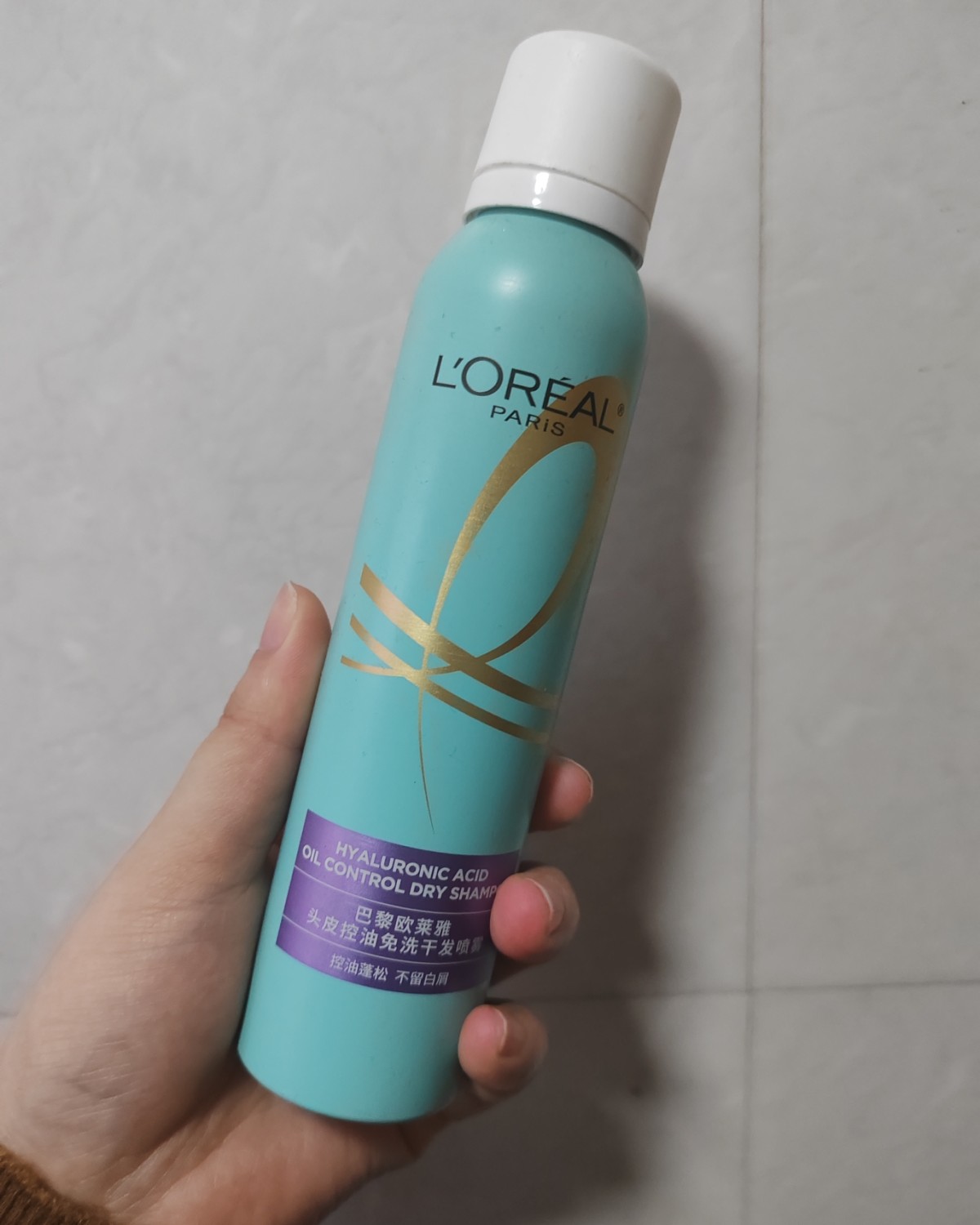 免洗喷雾很多品牌都有在做，欧莱雅也是不例外啊，使用下来我个人