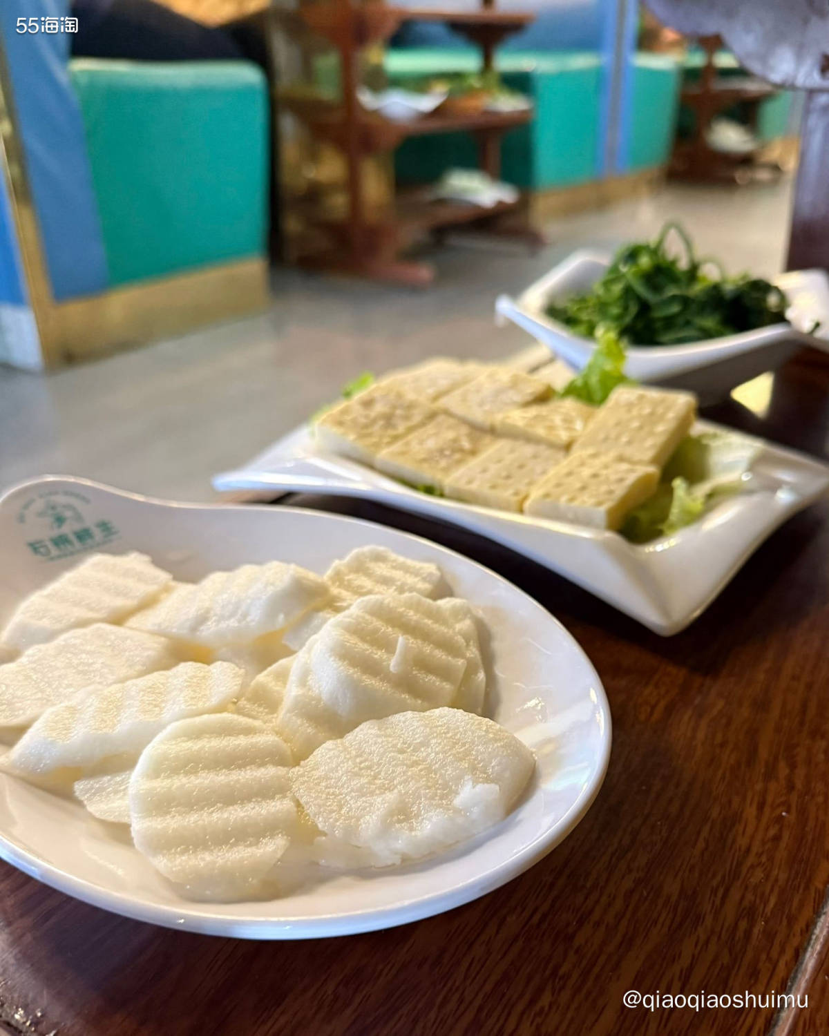 昨天中午跟爸妈约饭，他们很喜欢吃石锅蒸汽鱼，但常去的那家有点