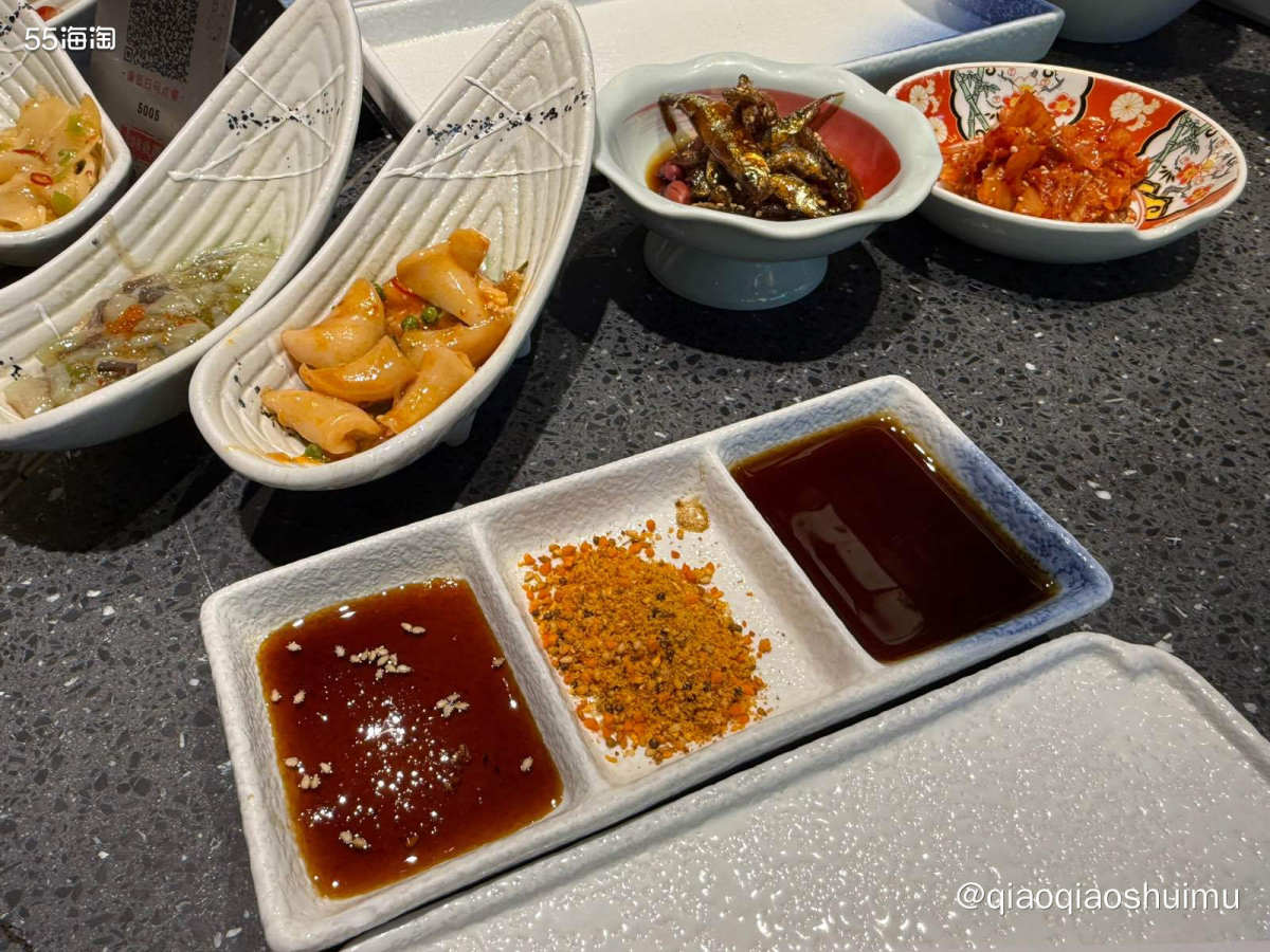 昨晚又去吃铁板自助啦～ 又是开始一通点，吃着吃着战斗机没了，