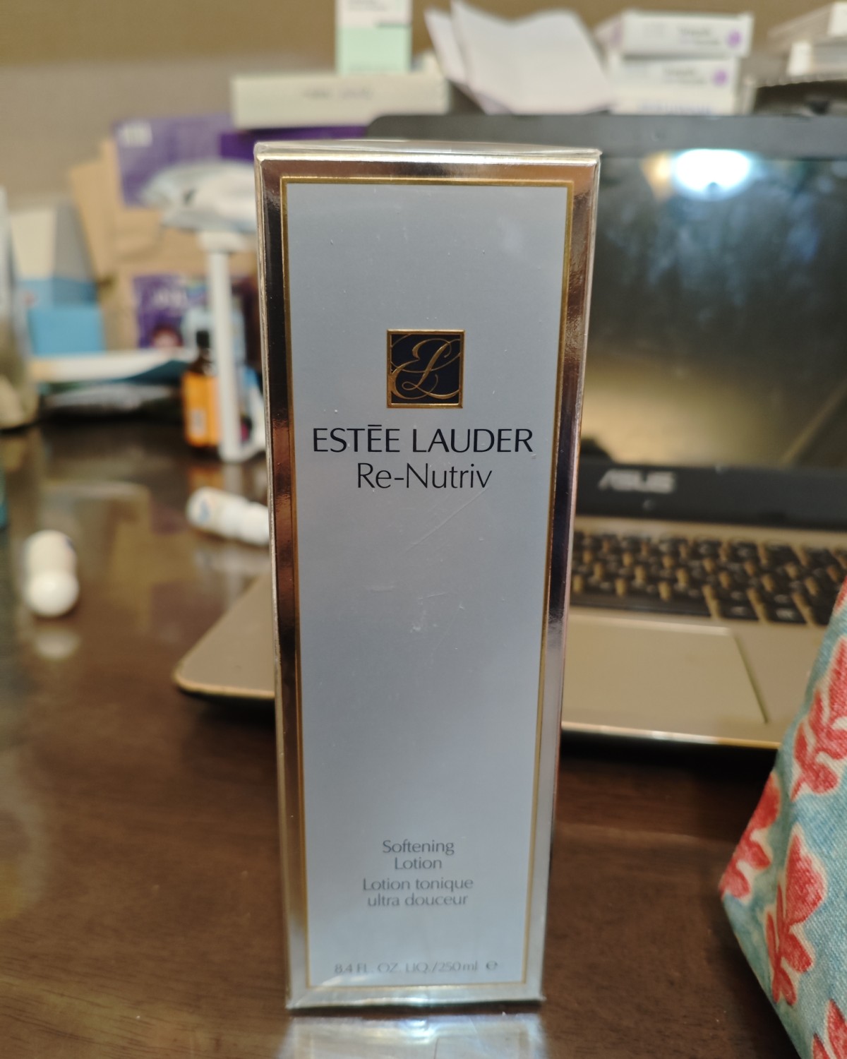 雅诗兰黛春季大促我买了好几单，这是其中一单先到了，走的是野马