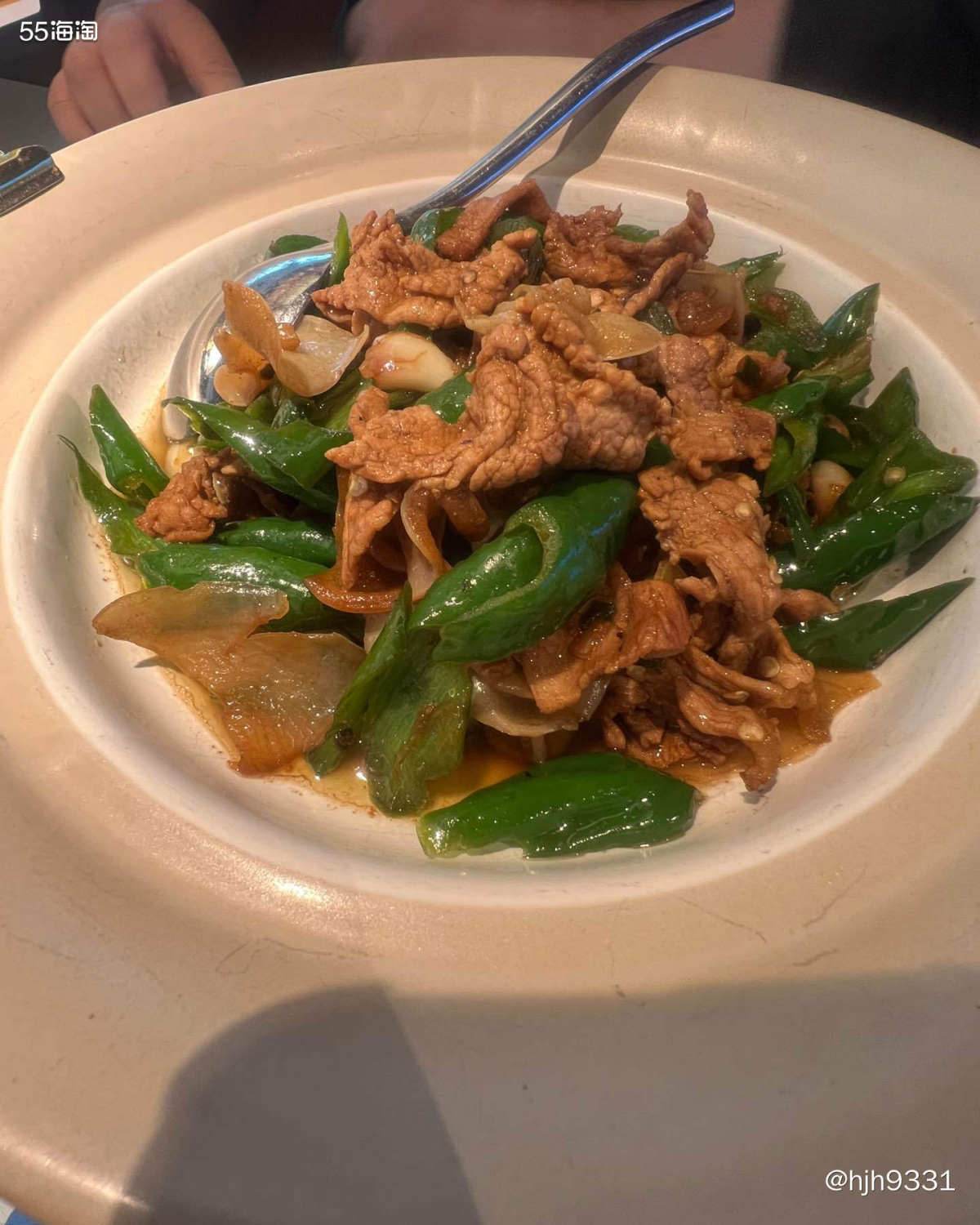 🔅周日的中午孩子补完课，带他随便吃一点。因为不想煮饭了😄