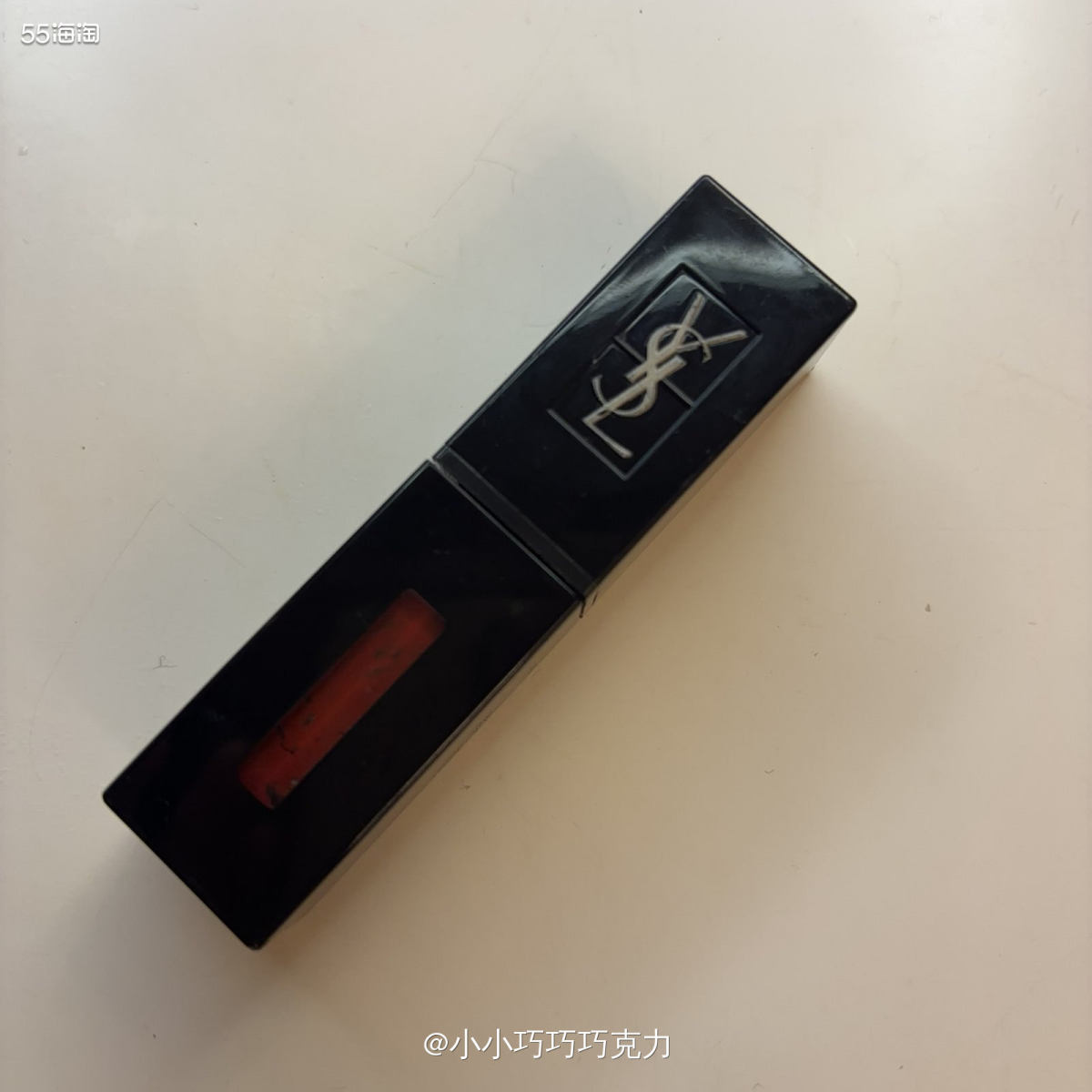 这个口红还是队友送我的生日礼物，用了好久了，现在化妆少感觉口