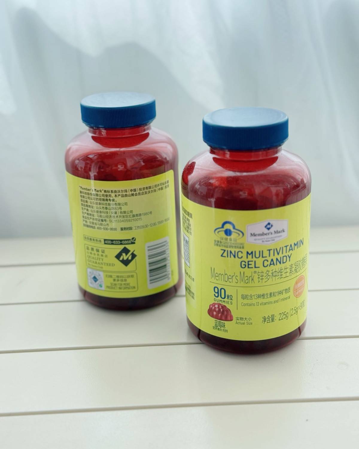 家里娃今年11岁，长得快，总担心缺钙，就入手了这款多维片。 