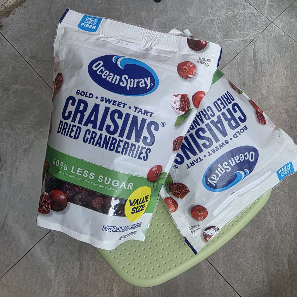 初次买蔓越莓干,吃起来口感挺好，里面富含花青素。 天猫超市买