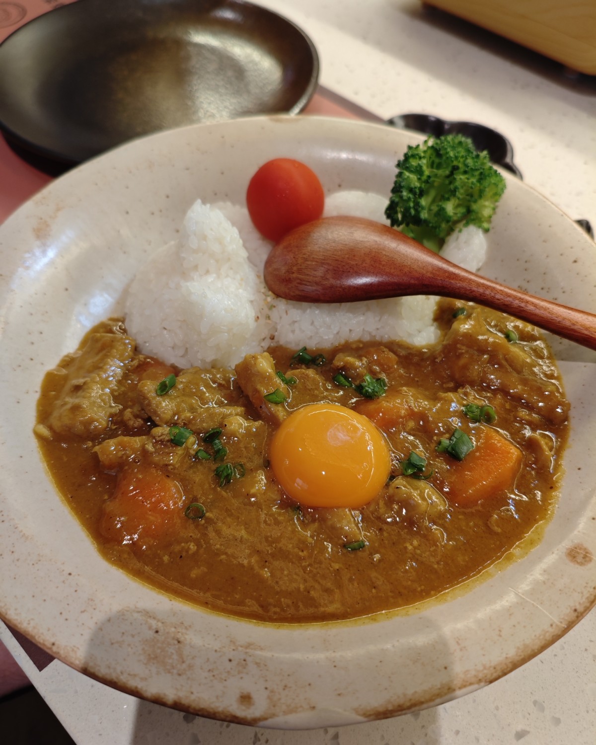 前两天跟我老公去看了最近的电影挽救计划，因为就在德思勤附近，