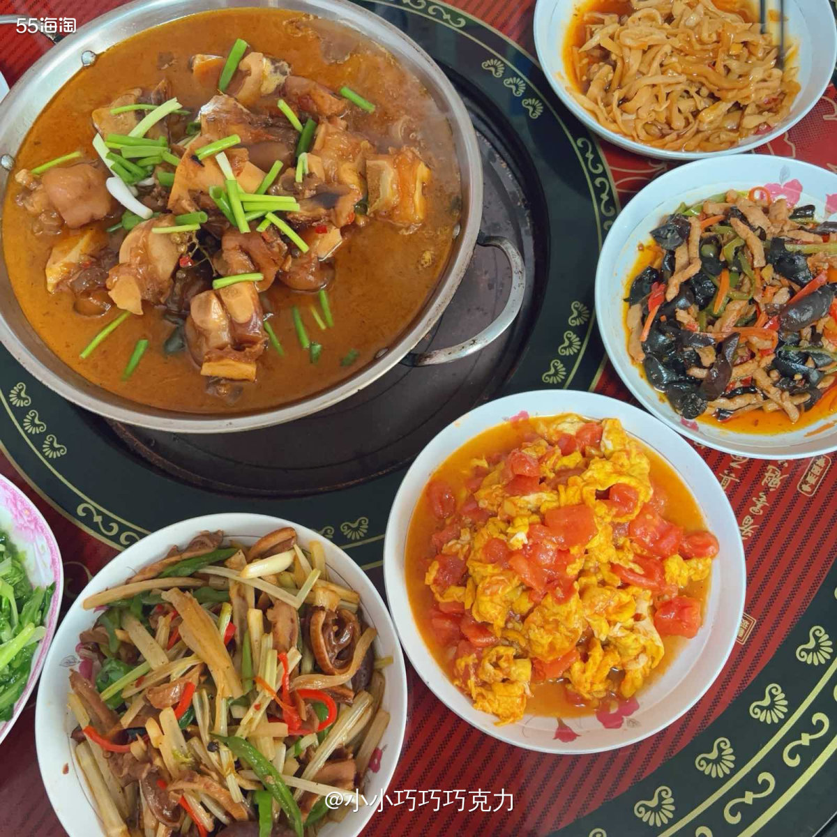 又来分享一个上次回家吃到的妈妈做的美食啦，过年买的牛脚，特意