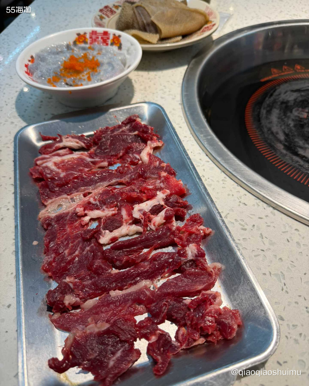 中了挺久的一个霸王餐，昨天去吃啦。 虽是双人餐，但三人**够