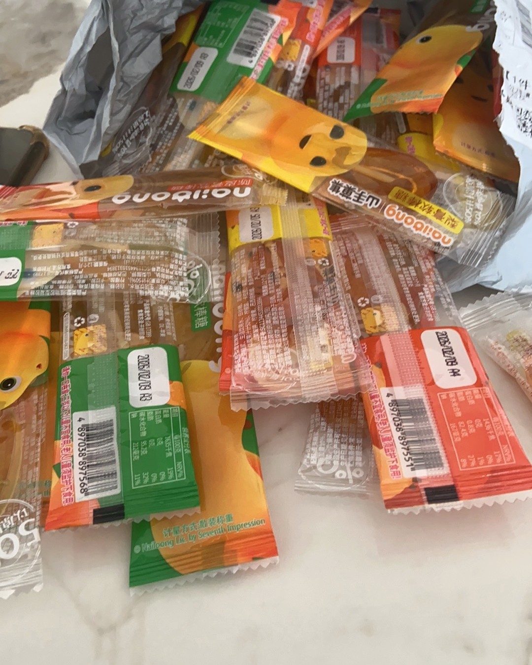 下单网站：拼多多app 下单商品：奶龙秋梨膏，陈皮膏，青梅膏