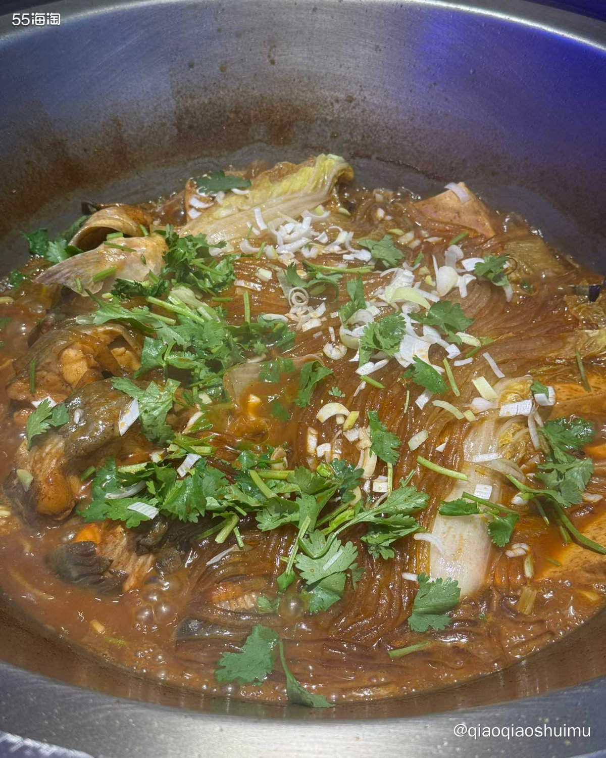 上周末就想吃铁锅炖，有点晚了就没去。这周日的中午就去啦～ 之