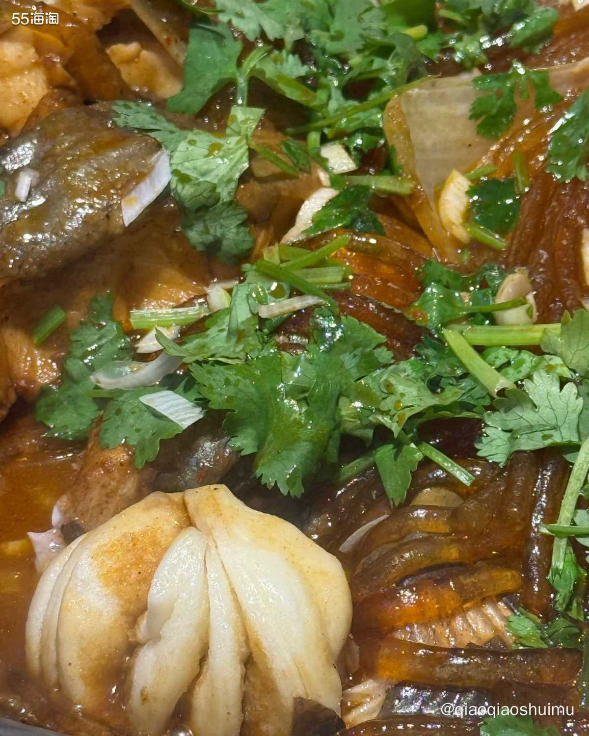 上周末就想吃铁锅炖，有点晚了就没去。这周日的中午就去啦～ 之