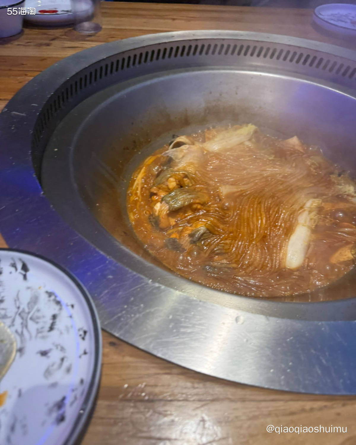 上周末就想吃铁锅炖，有点晚了就没去。这周日的中午就去啦～ 之