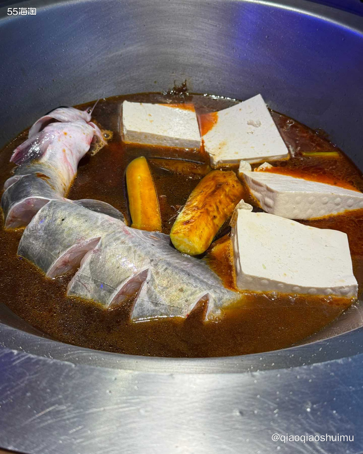 上周末就想吃铁锅炖，有点晚了就没去。这周日的中午就去啦～ 之